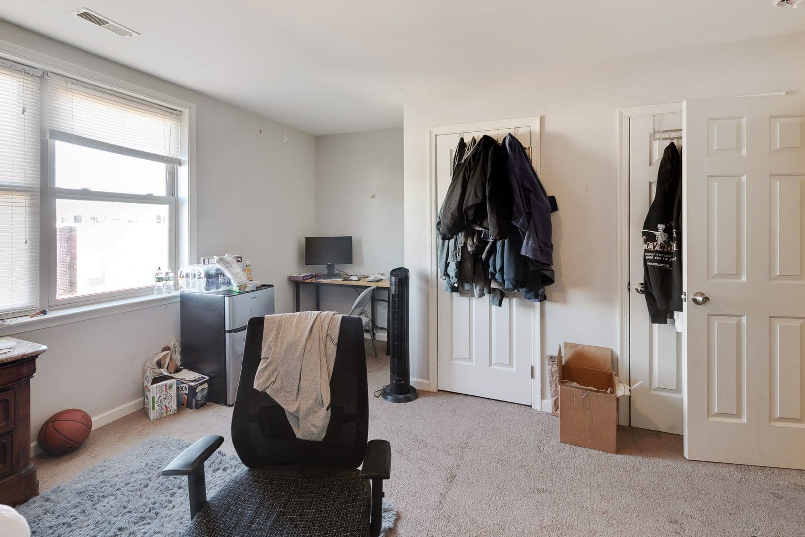 Philadelphia Apartment: 1628 Willington St