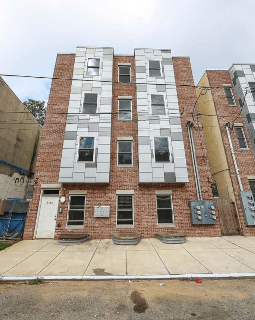 Philadelphia Apartment: 1540-42 N Willington St