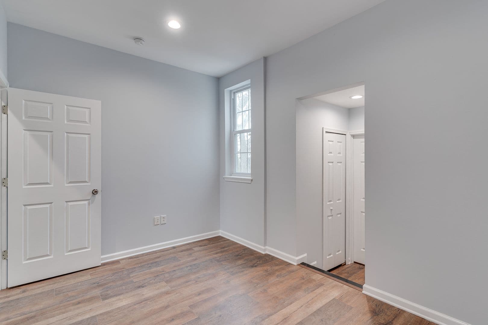 Philadelphia Apartment: 1727 Arlington St