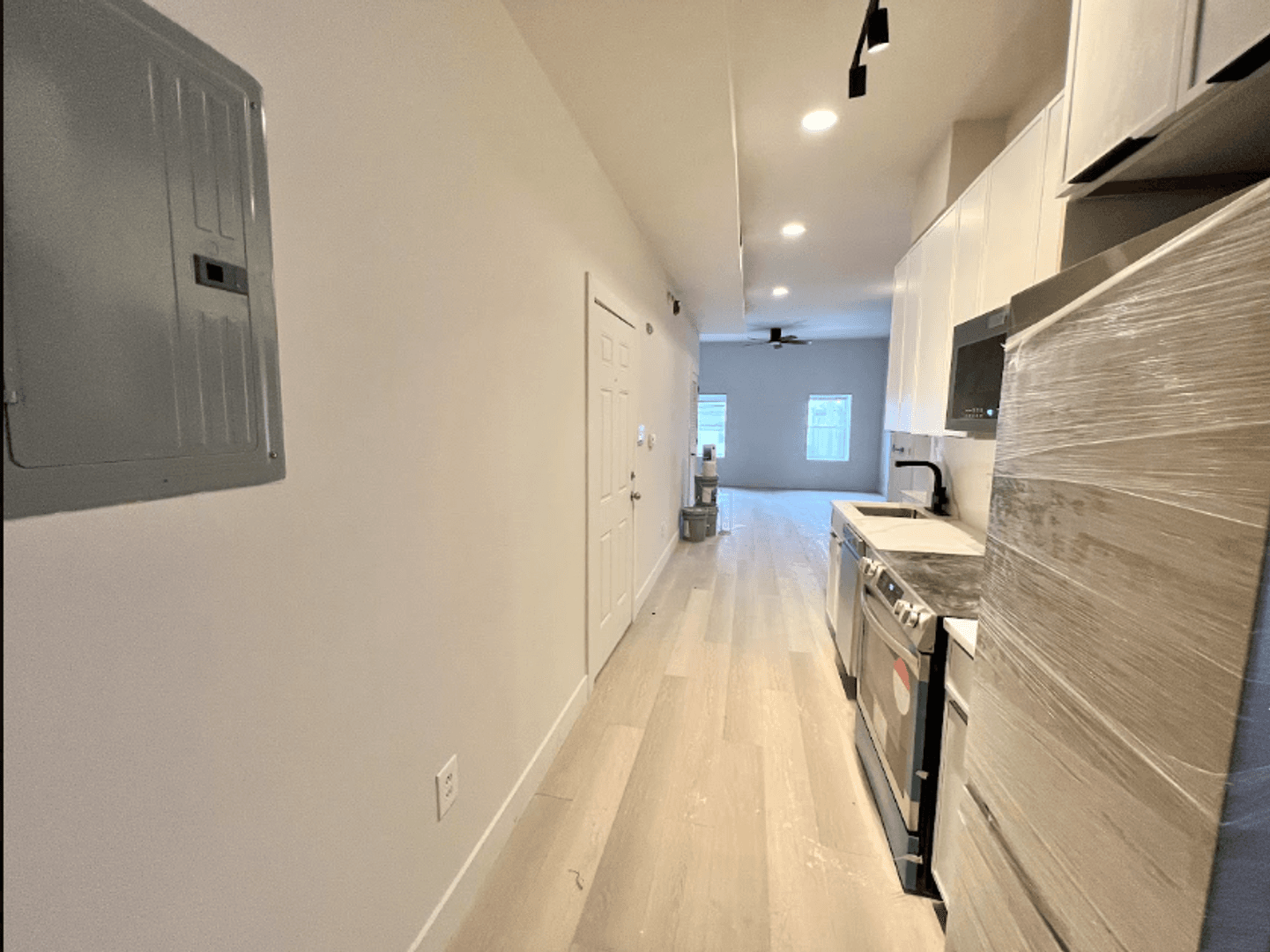 Philadelphia Apartment: 1322 N 17th St