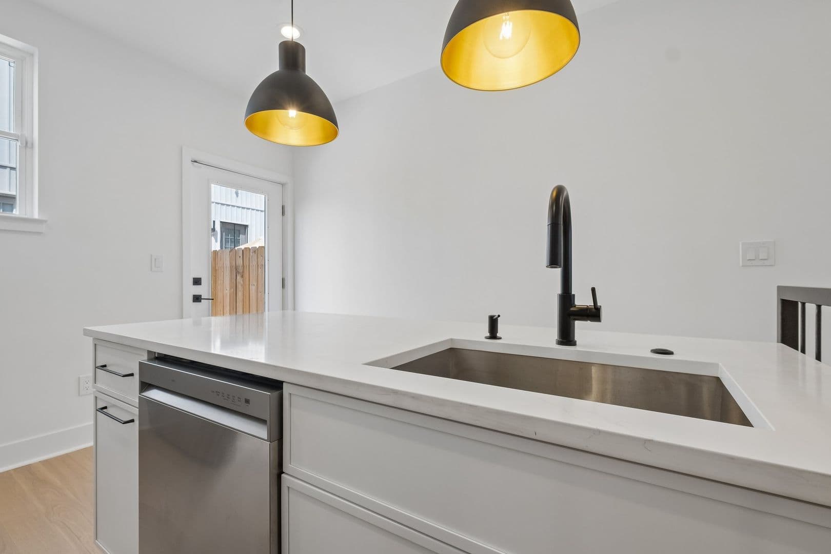 Philadelphia House: 1518 N Darien St