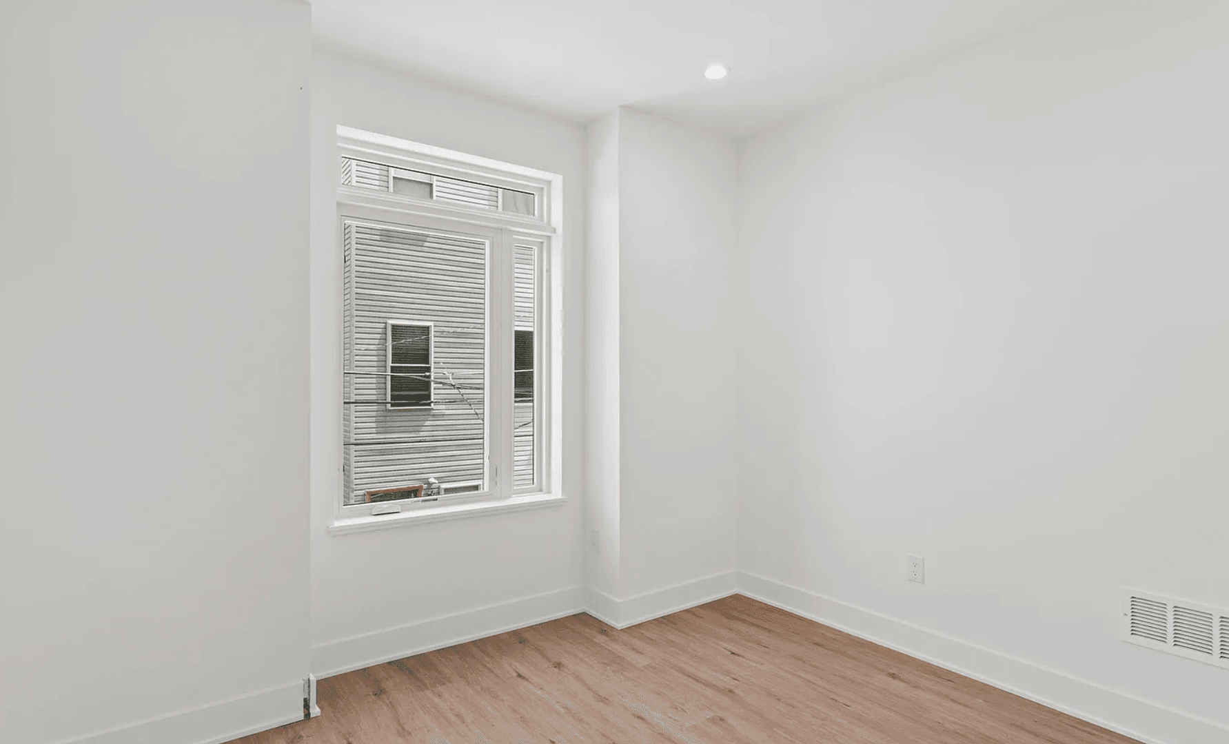 Philadelphia House: 1546 N Darien St