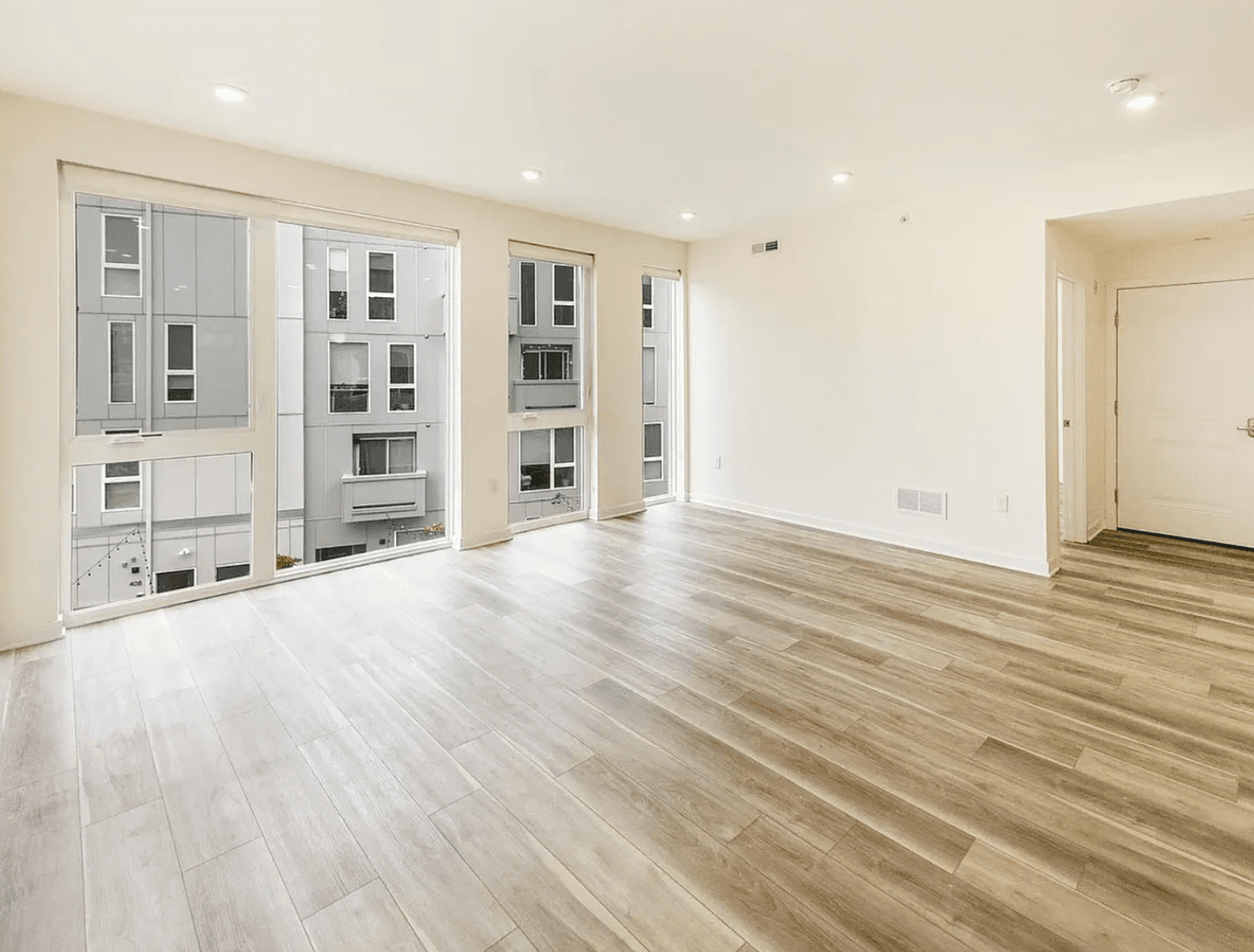 Philadelphia Apartment: 1660 Germantown Ave