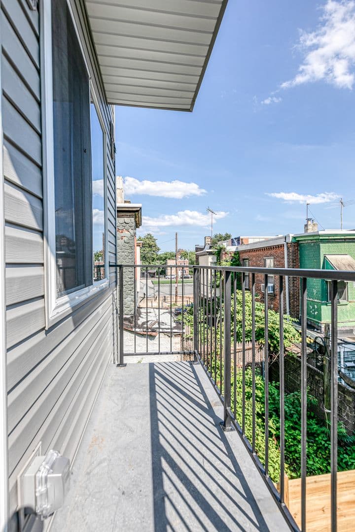 Philadelphia Apartment: 2808 Cecil B Moore