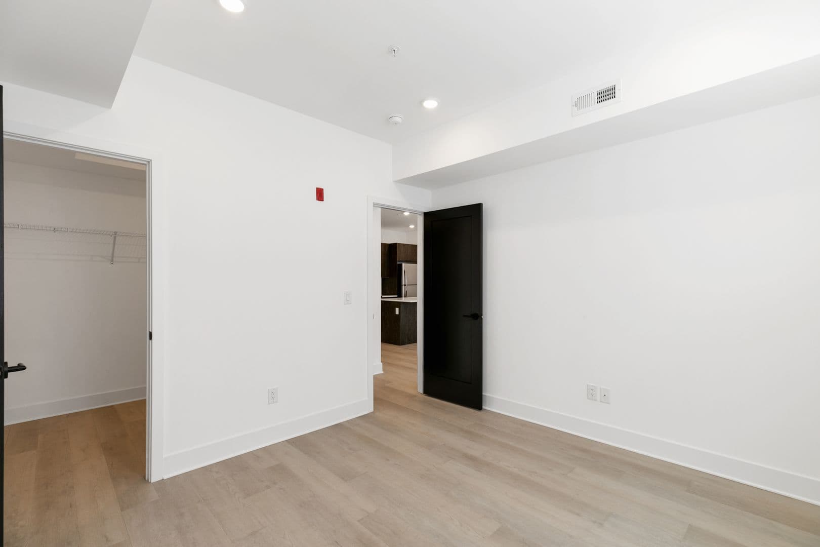 Philadelphia Apartment: 3051 Richmond St