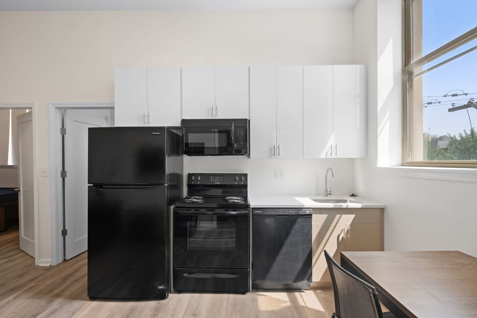 Philadelphia Apartment: 1532 N 16th St