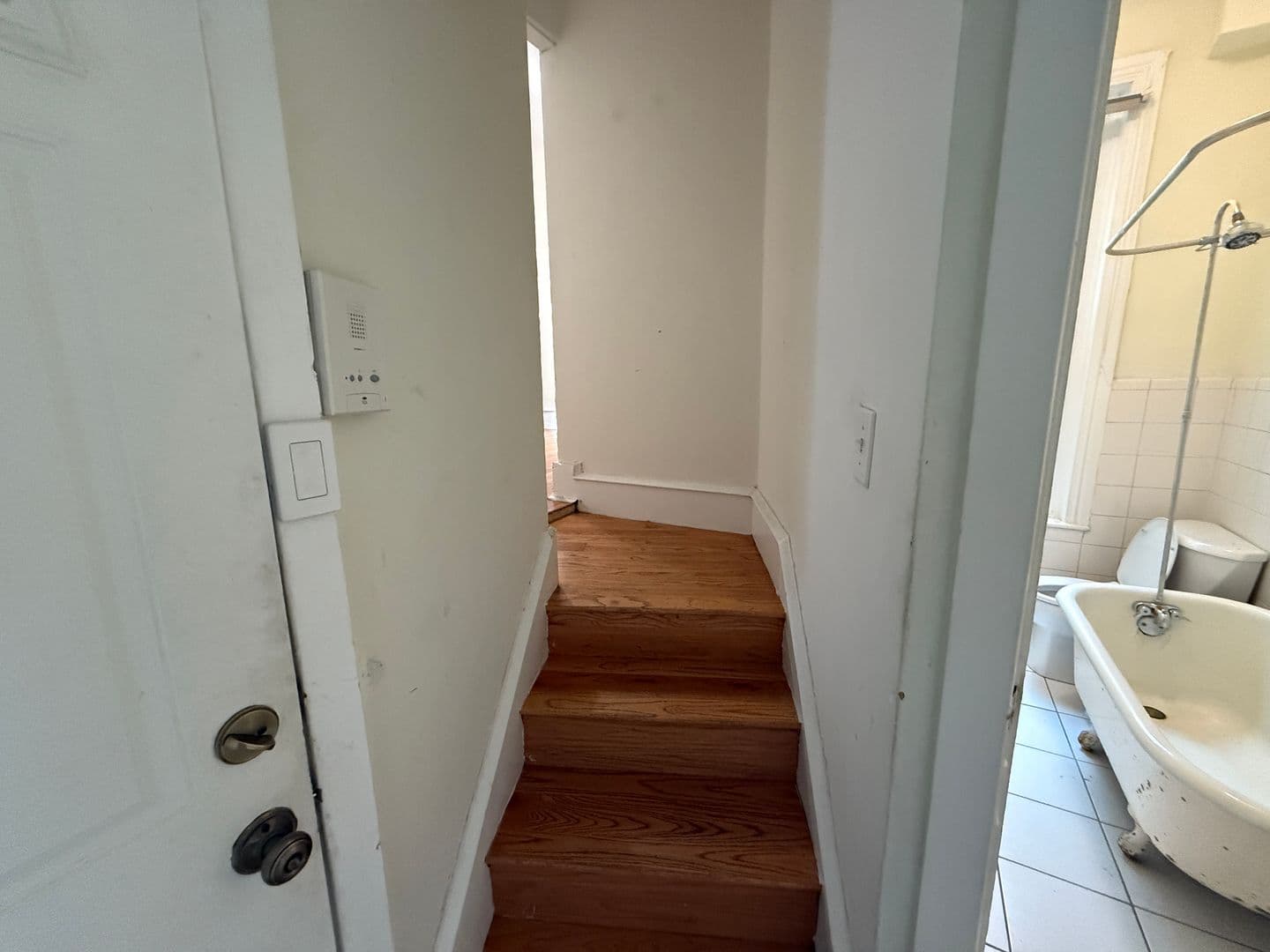 Philadelphia Apartment: 2808 W Girard Ave