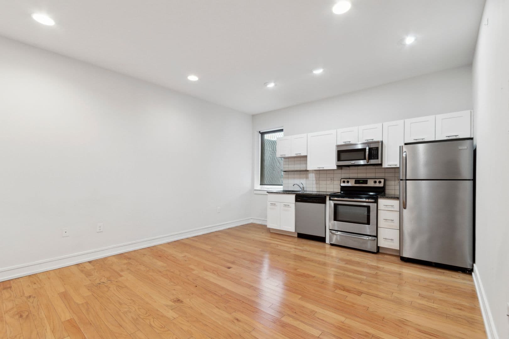 Philadelphia Apartment: 1518 N 15th St