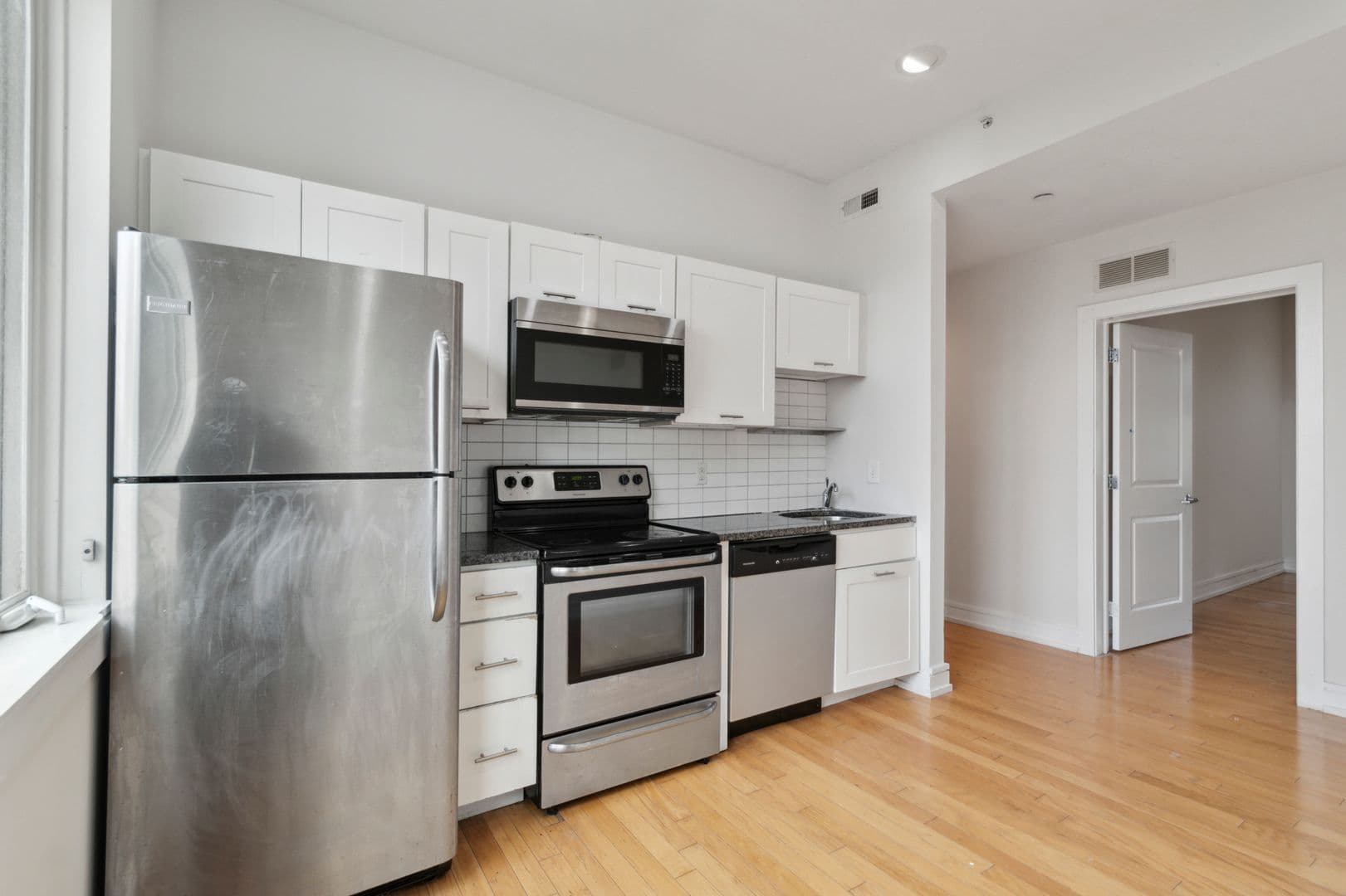 Philadelphia Apartment: 1518 N 15th St