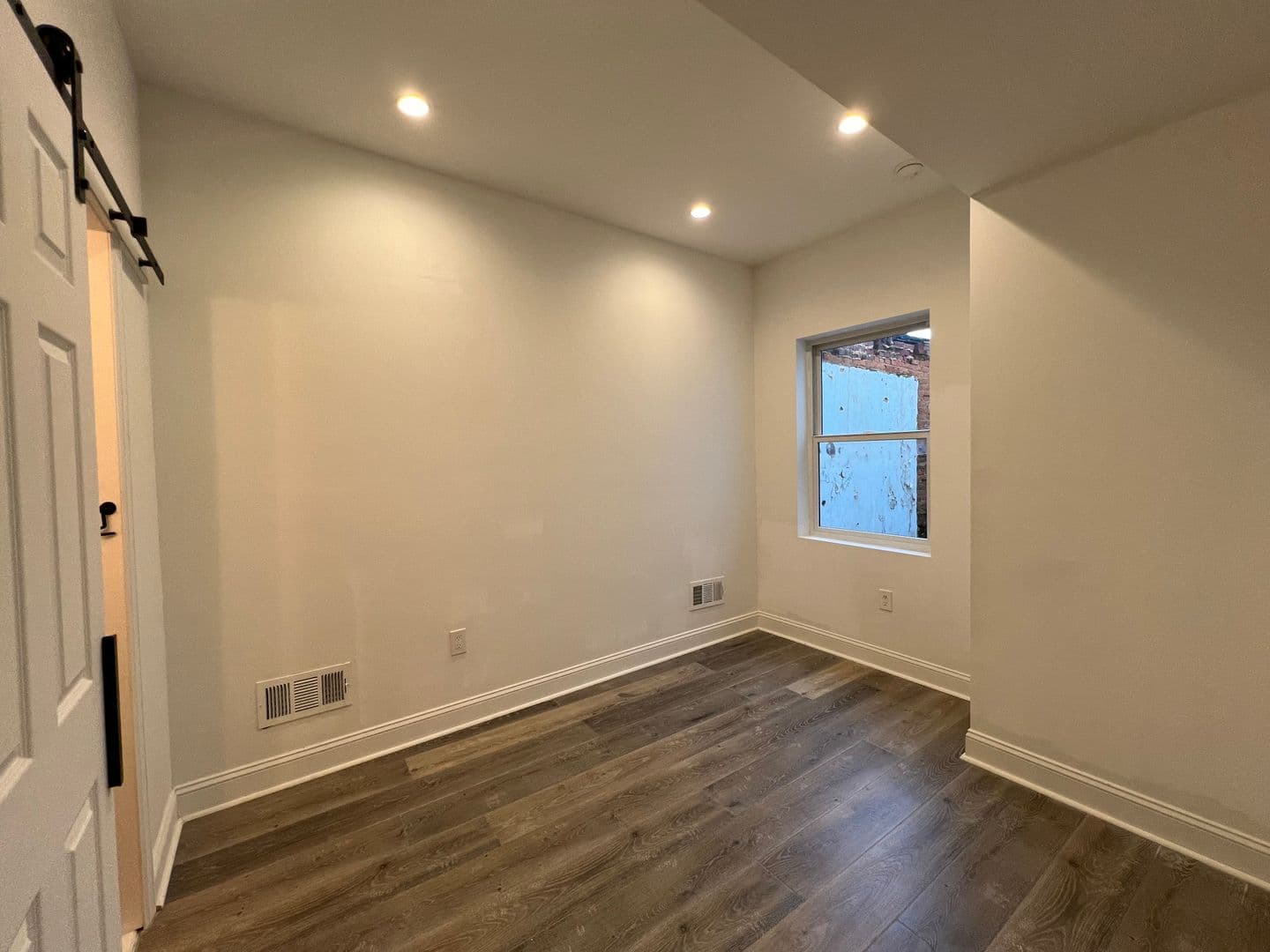 Philadelphia House: 1622 N Bouvier St