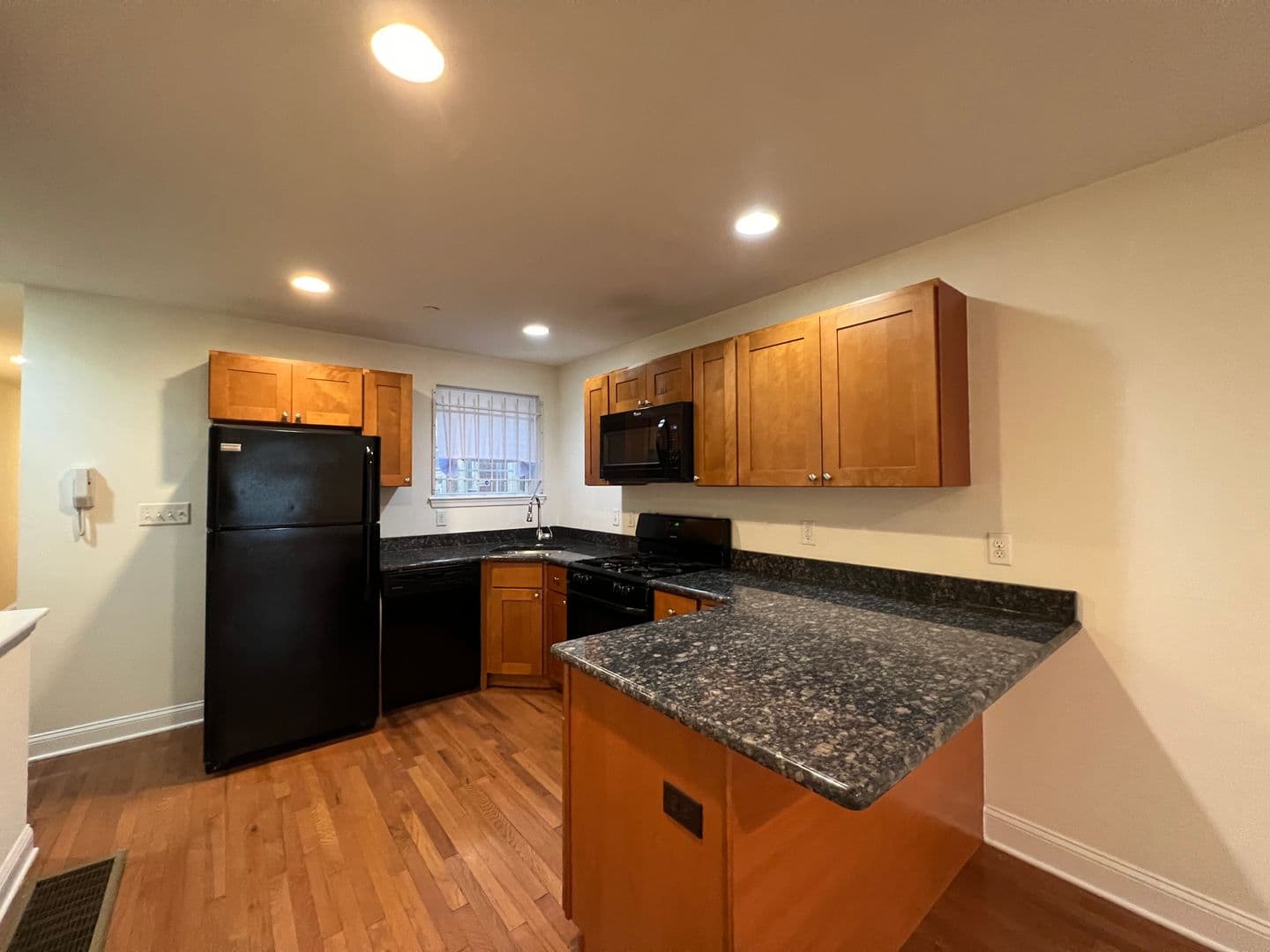 Philadelphia Apartment: 2219 N Camac St