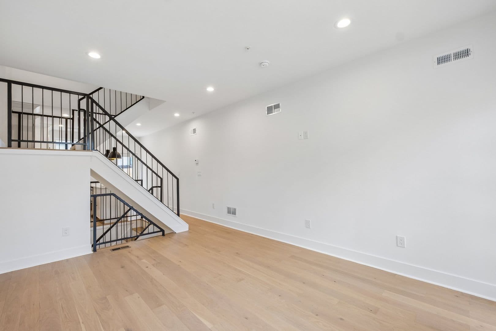 Philadelphia House: 1518 N Darien St