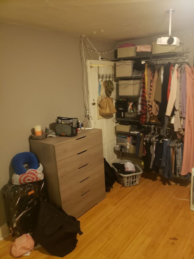 Philadelphia Apartment: 1527 Cecil B Moore Ave