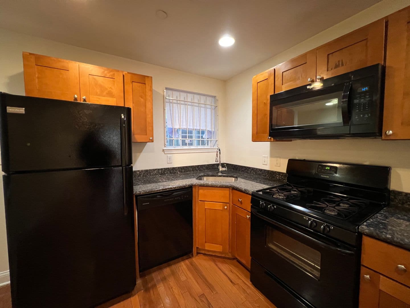 Philadelphia Apartment: 2219 N Camac St