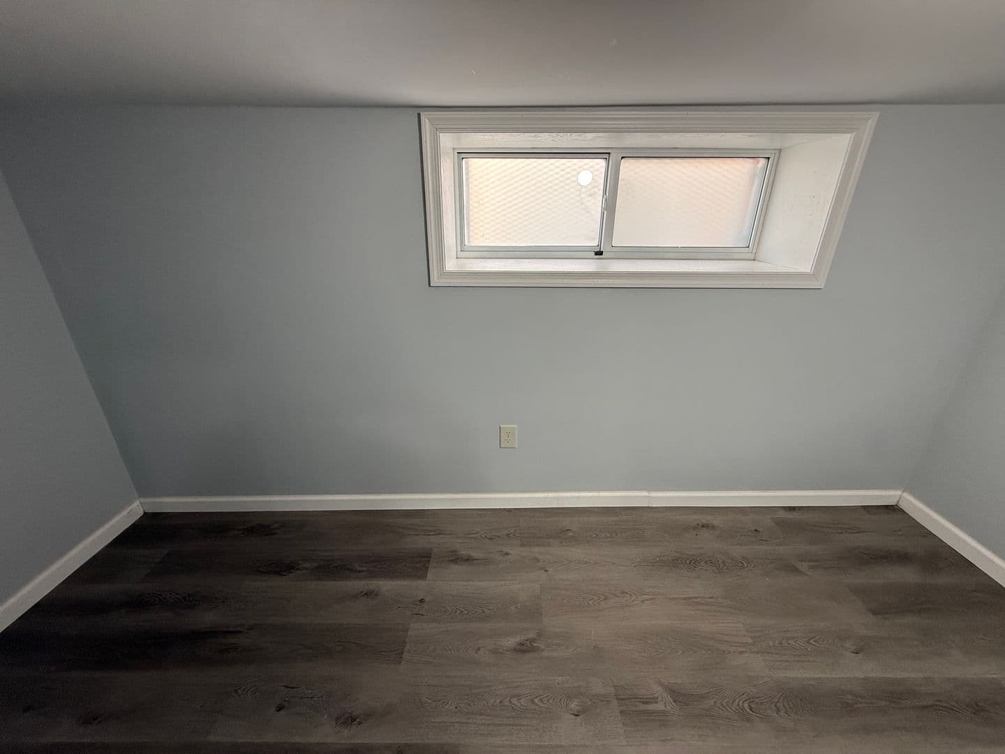 Philadelphia Apartment: 32 S 53rd St