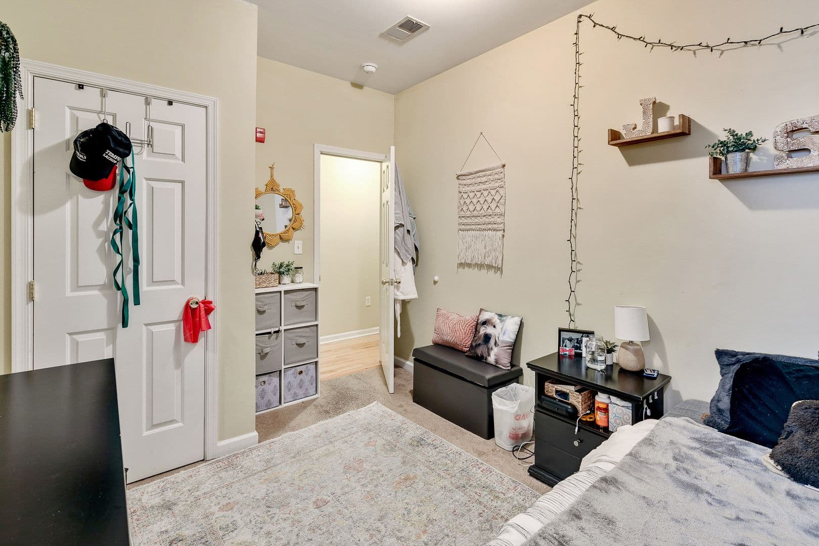 Philadelphia Apartment: 1816 N 17th St