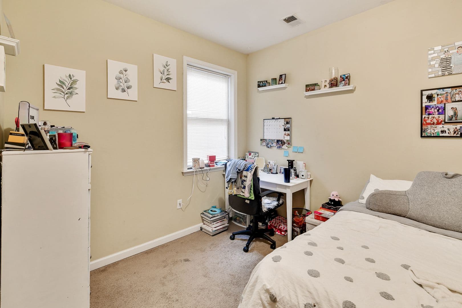 Philadelphia Apartment: 1816 N 17th St