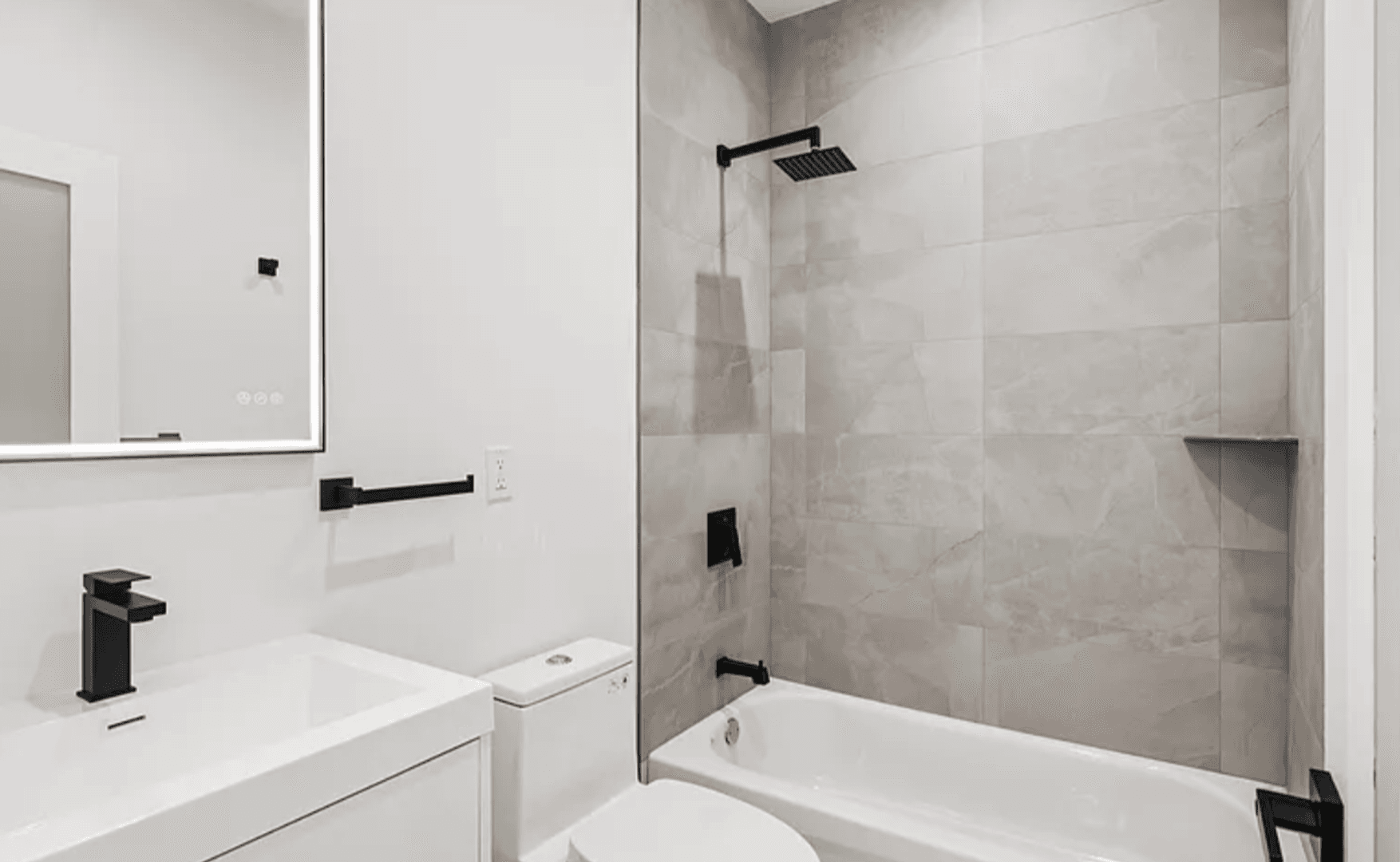 Philadelphia House: 1546 N Darien St