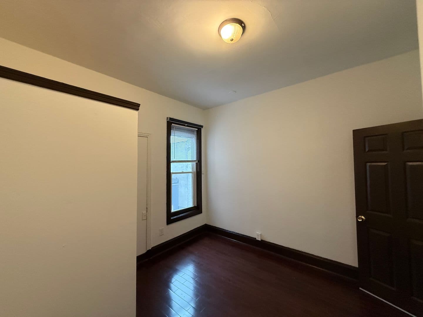 Philadelphia Apartment: 1533 Cecil B Moore Ave