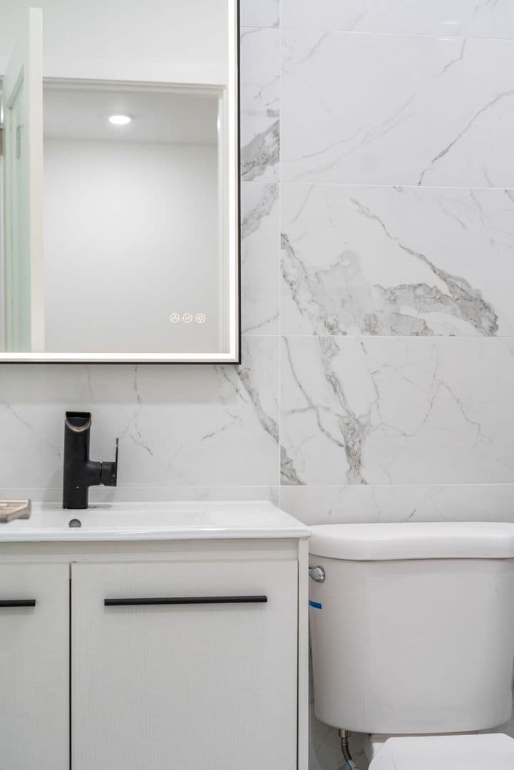 Philadelphia Apartment: 1520-22 N 8th St