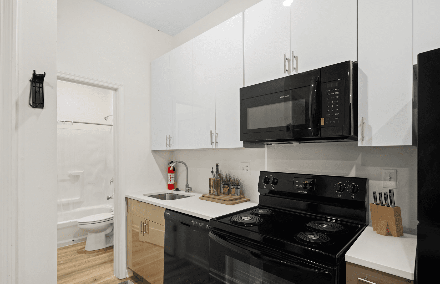 Philadelphia Apartment: 1532 N 16th St
