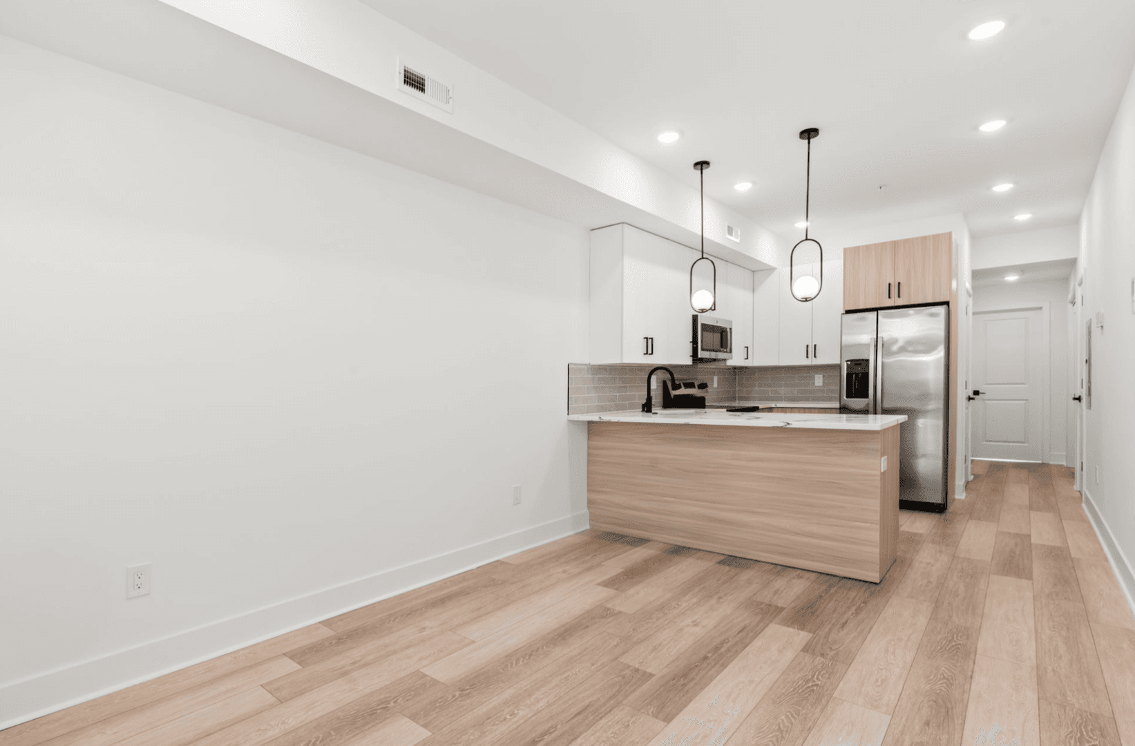 Philadelphia Apartment: 2631 Cecil B. Moore Ave