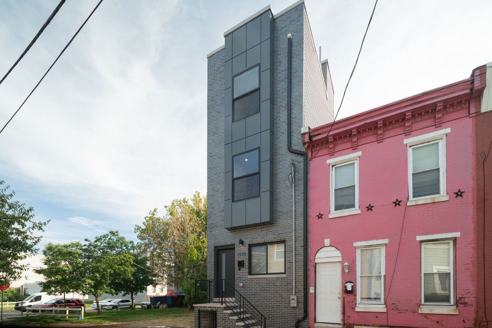 Philadelphia House: 1910 Monument St