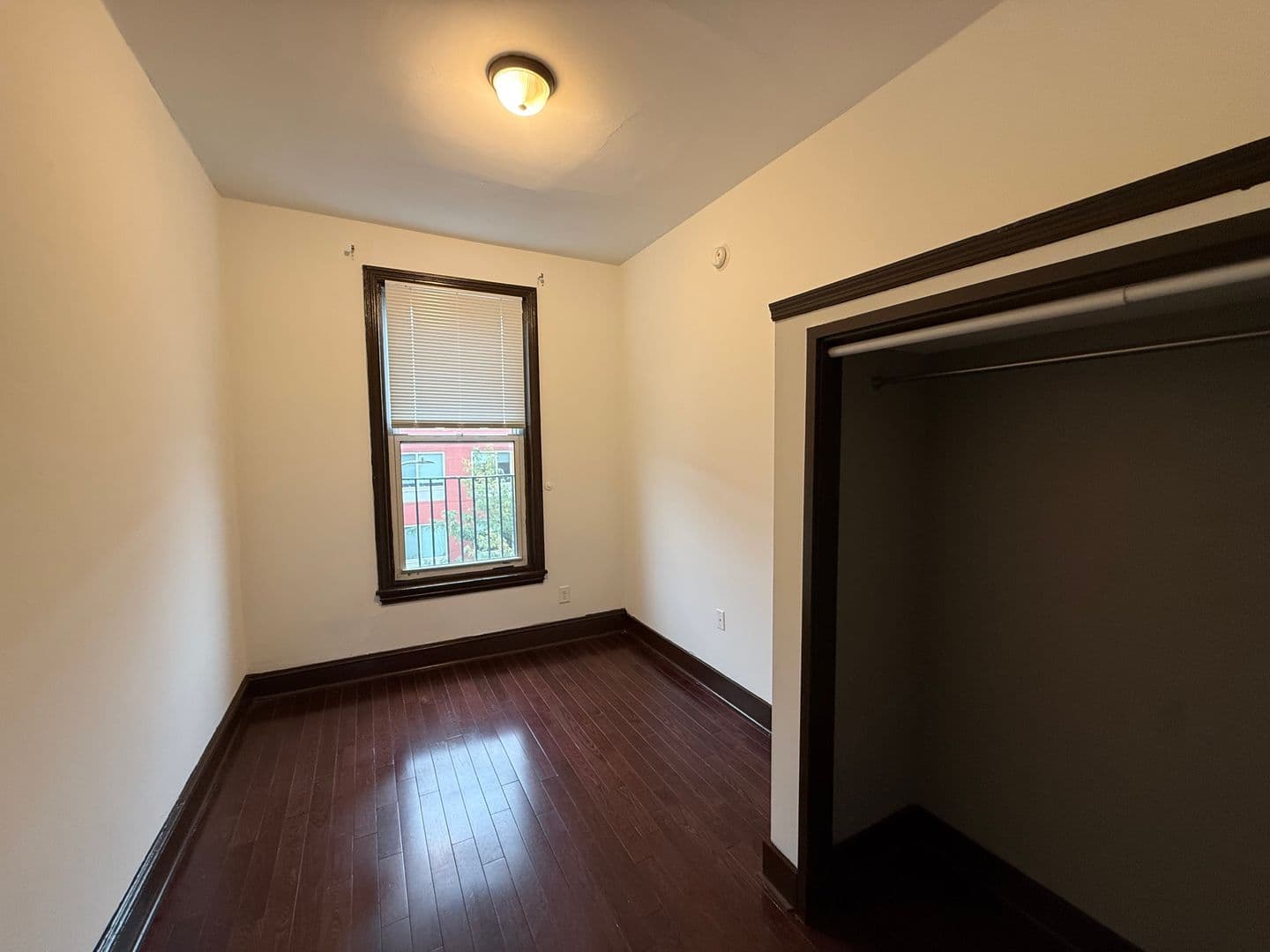 Philadelphia Apartment: 1533 Cecil B Moore Ave
