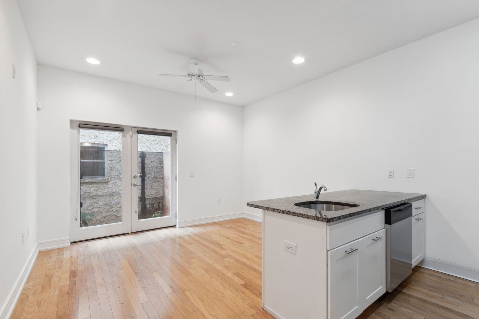 Philadelphia Apartment: 1518 N 15th St