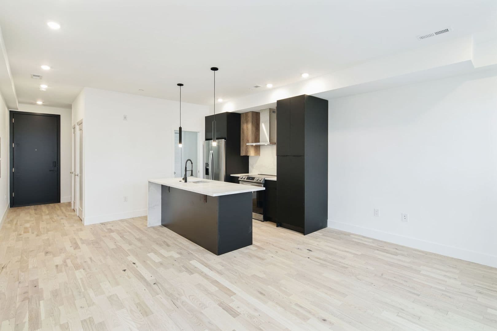 Philadelphia Apartment: 1520-22 N 8th St