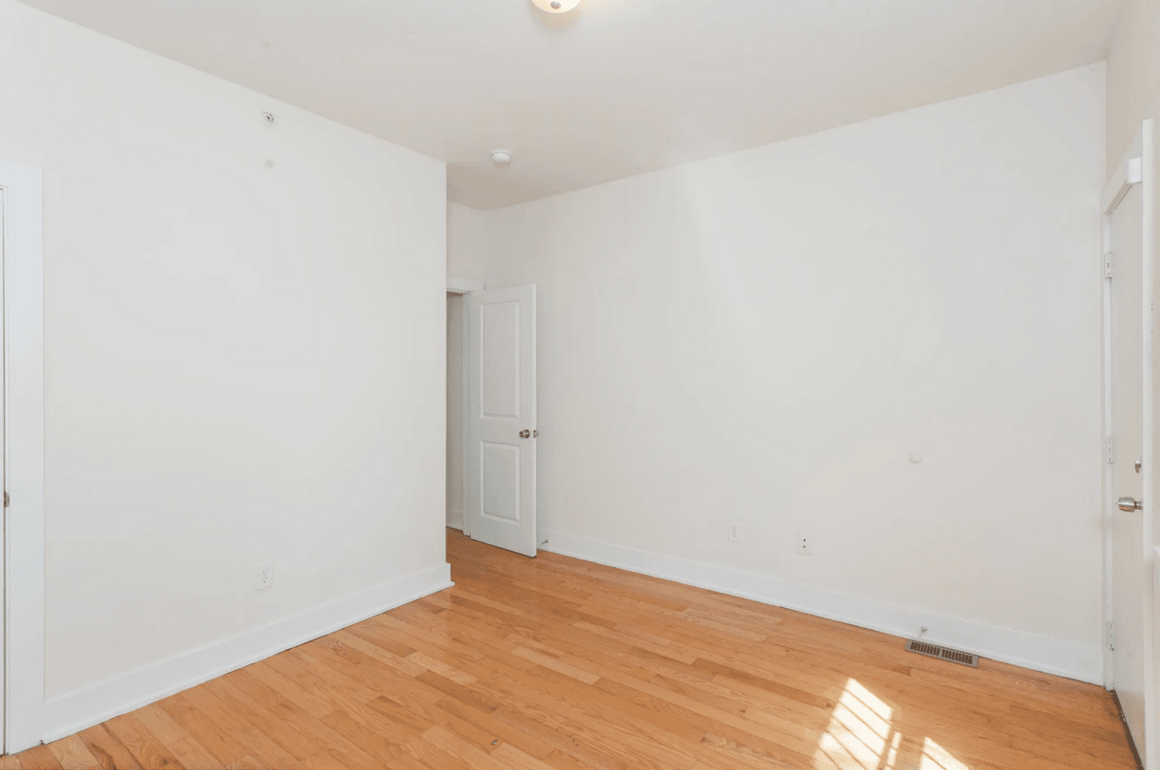 Philadelphia Apartment: 1706 Fontain St