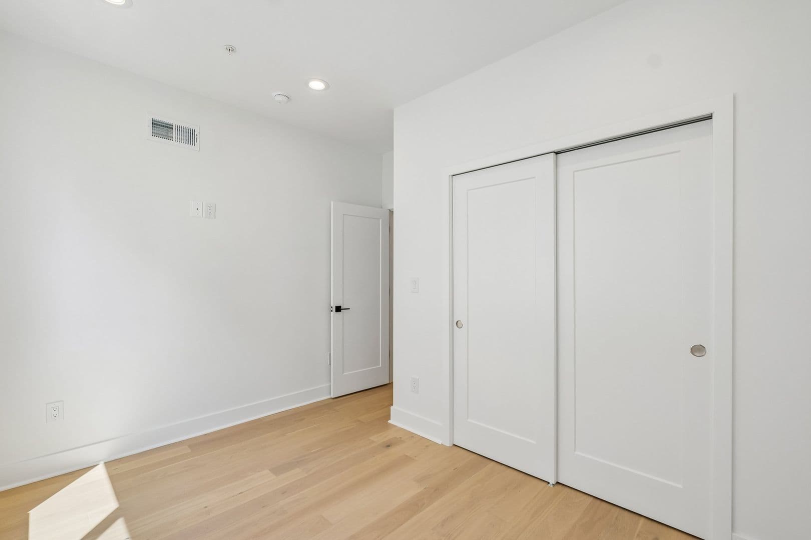 Philadelphia House: 1518 N Darien St