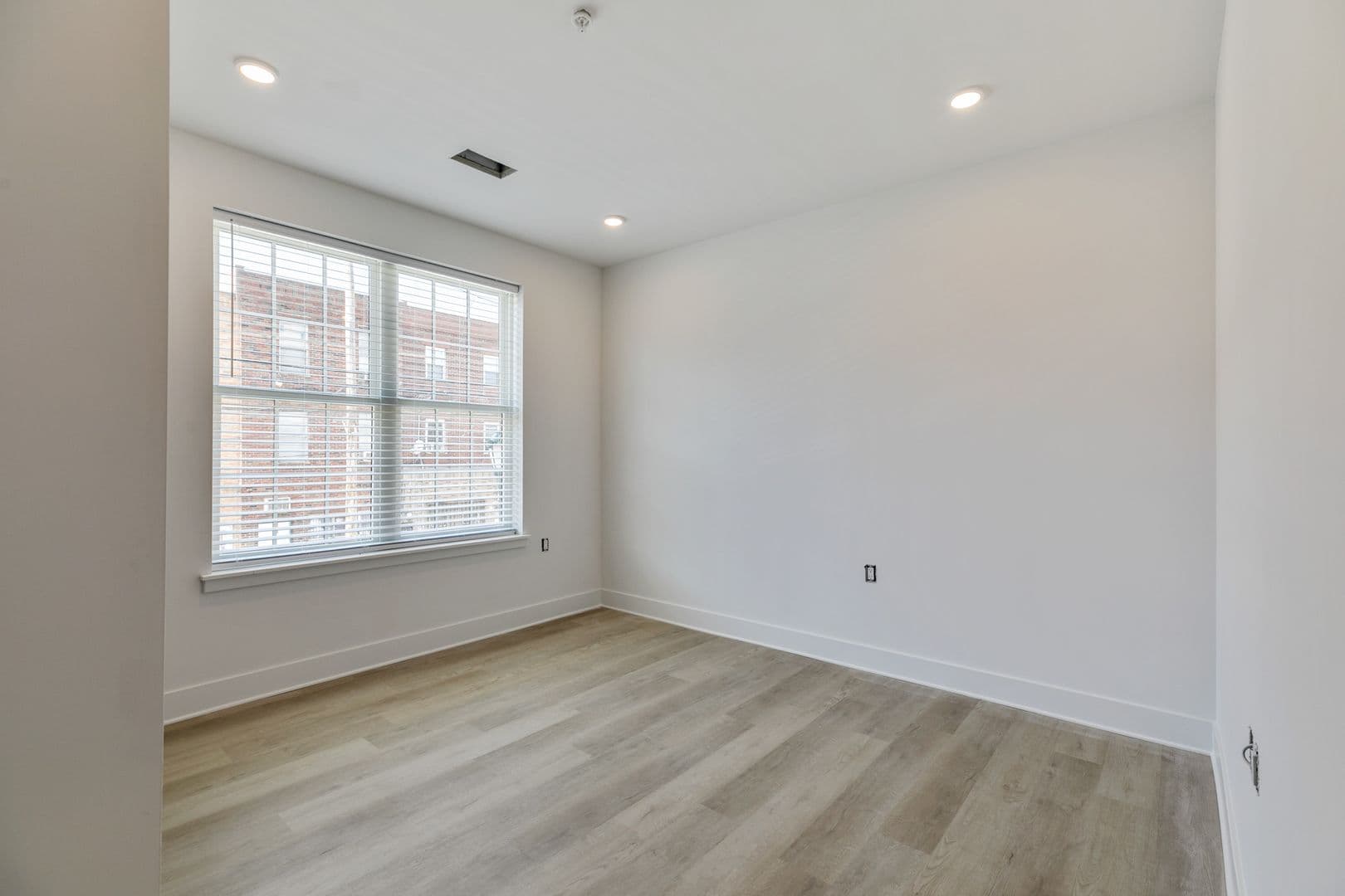 Philadelphia Apartment: 3051 Richmond St