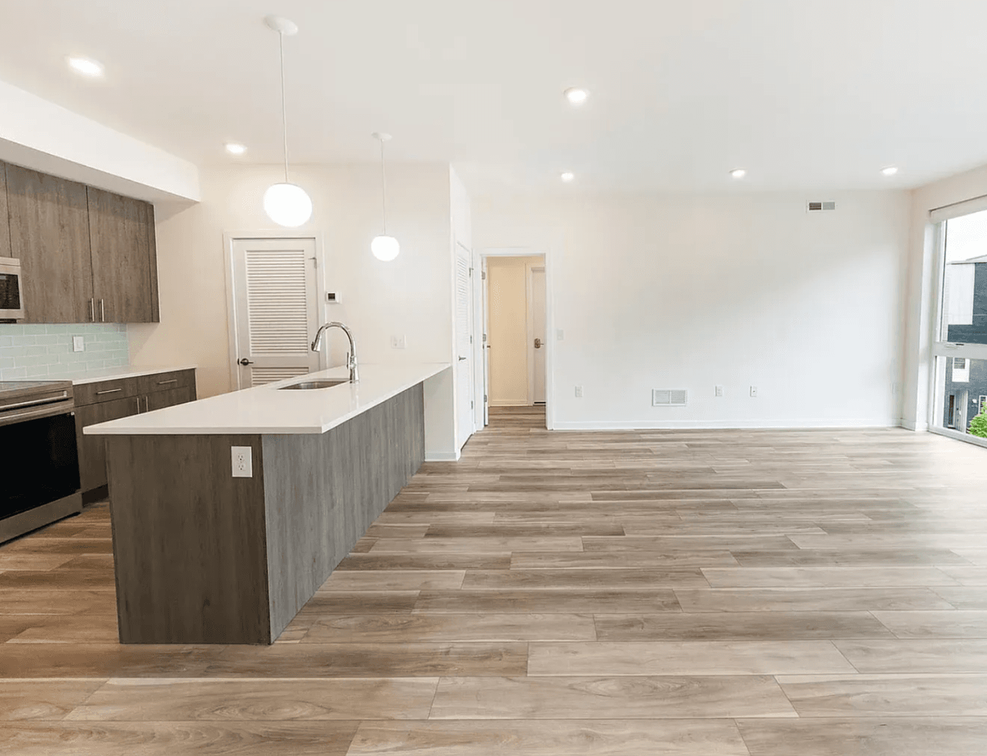 Philadelphia Apartment: 1660 Germantown Ave