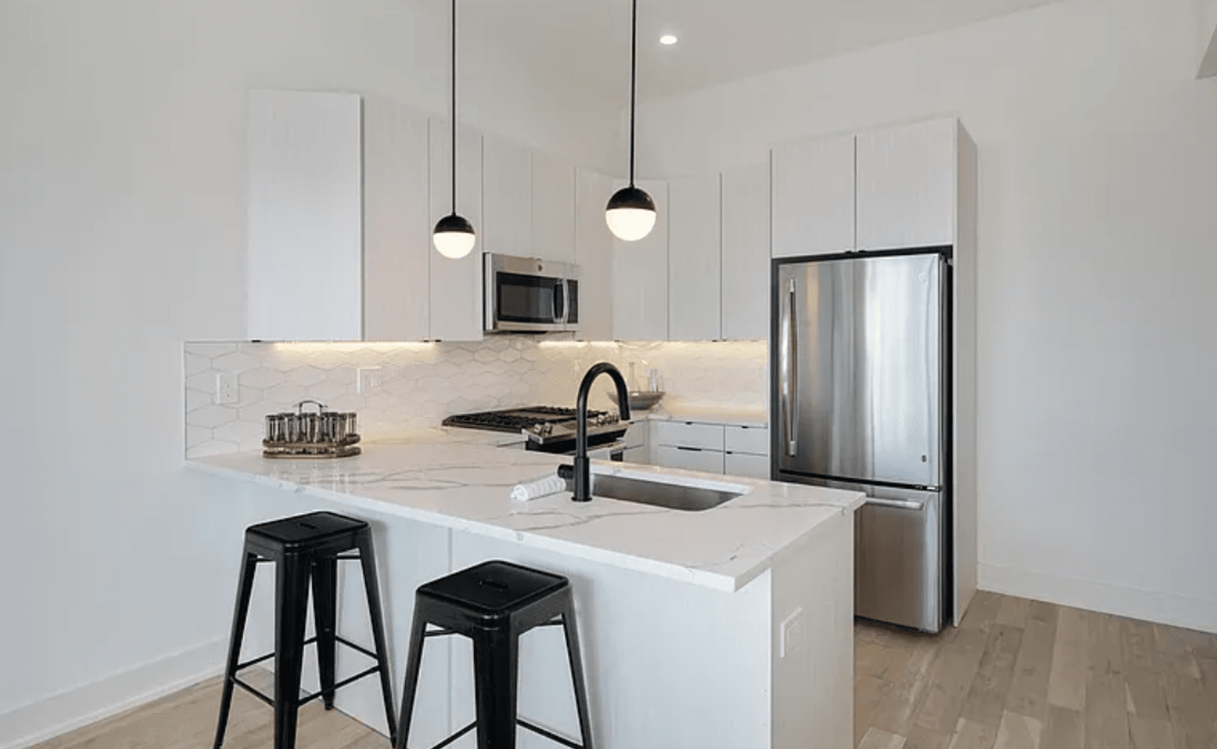 Philadelphia Apartment: 2030 S 20th St