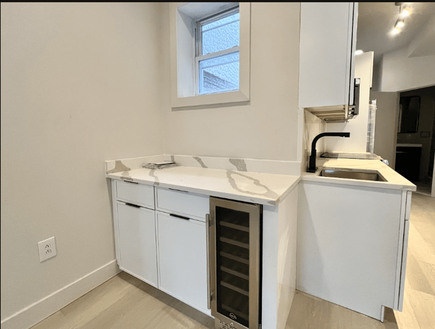 Philadelphia Apartment: 1322 N 17th St