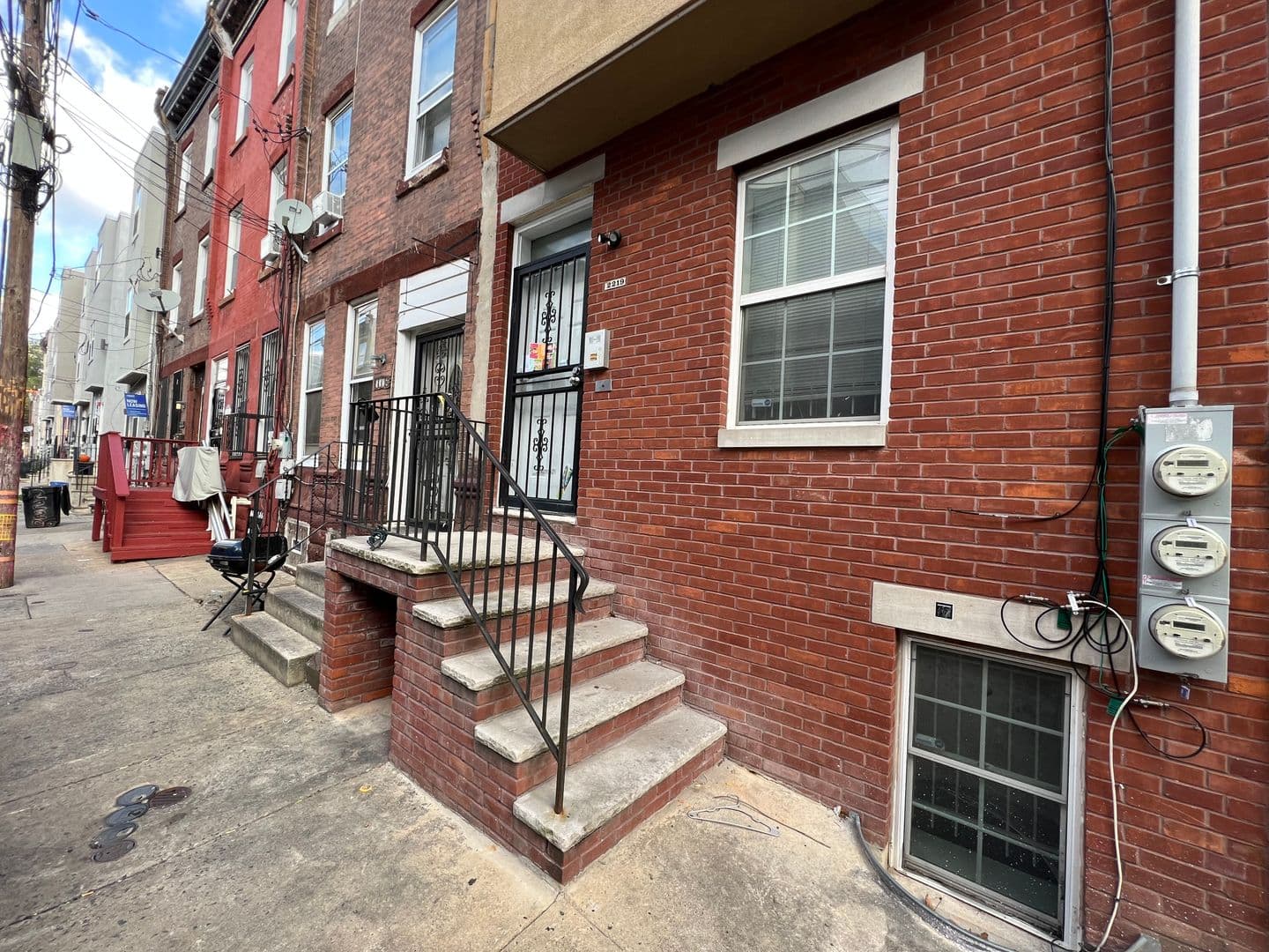 Philadelphia Apartment: 2219 N Camac St