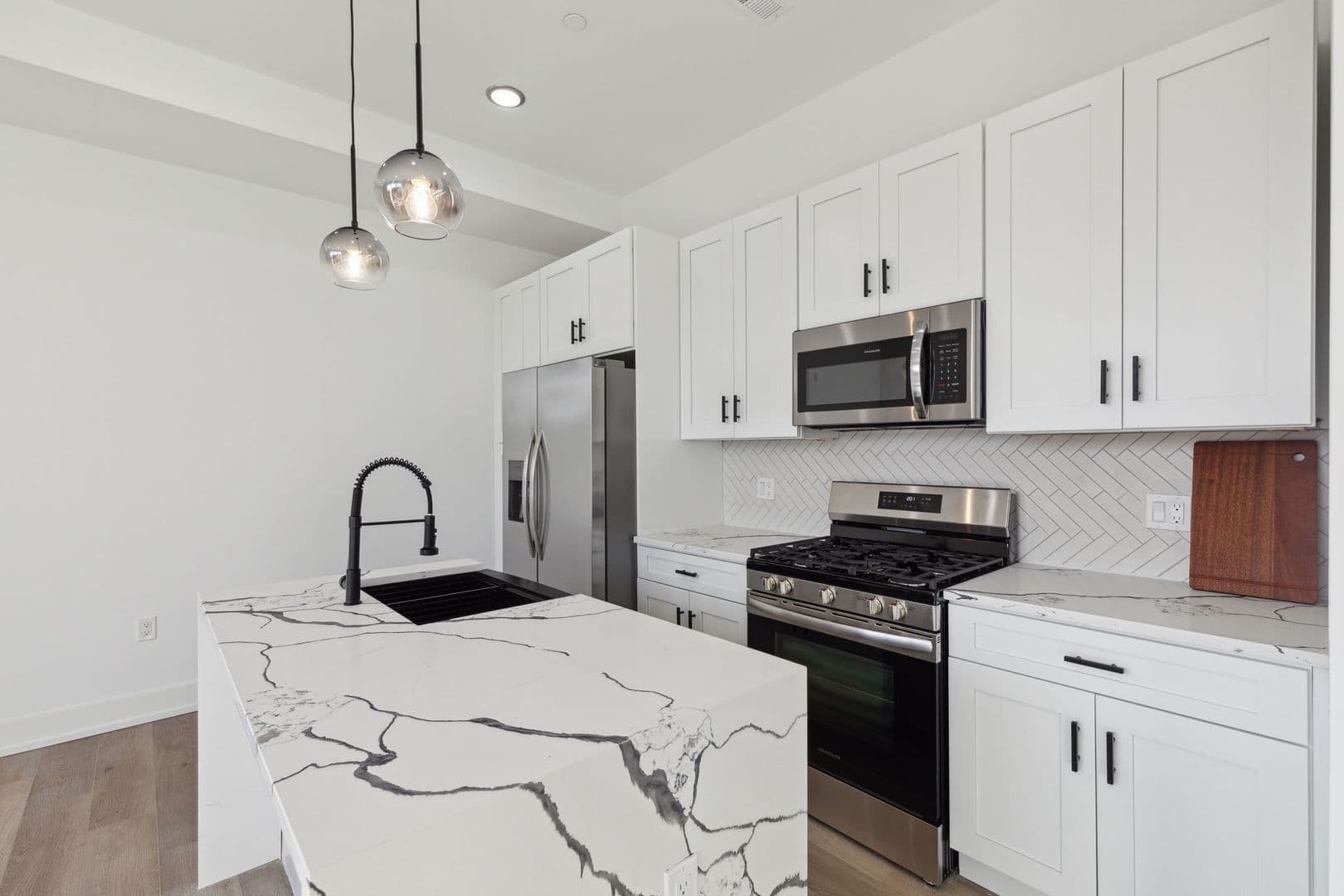 Philadelphia Apartment: 2449 N 2nd St