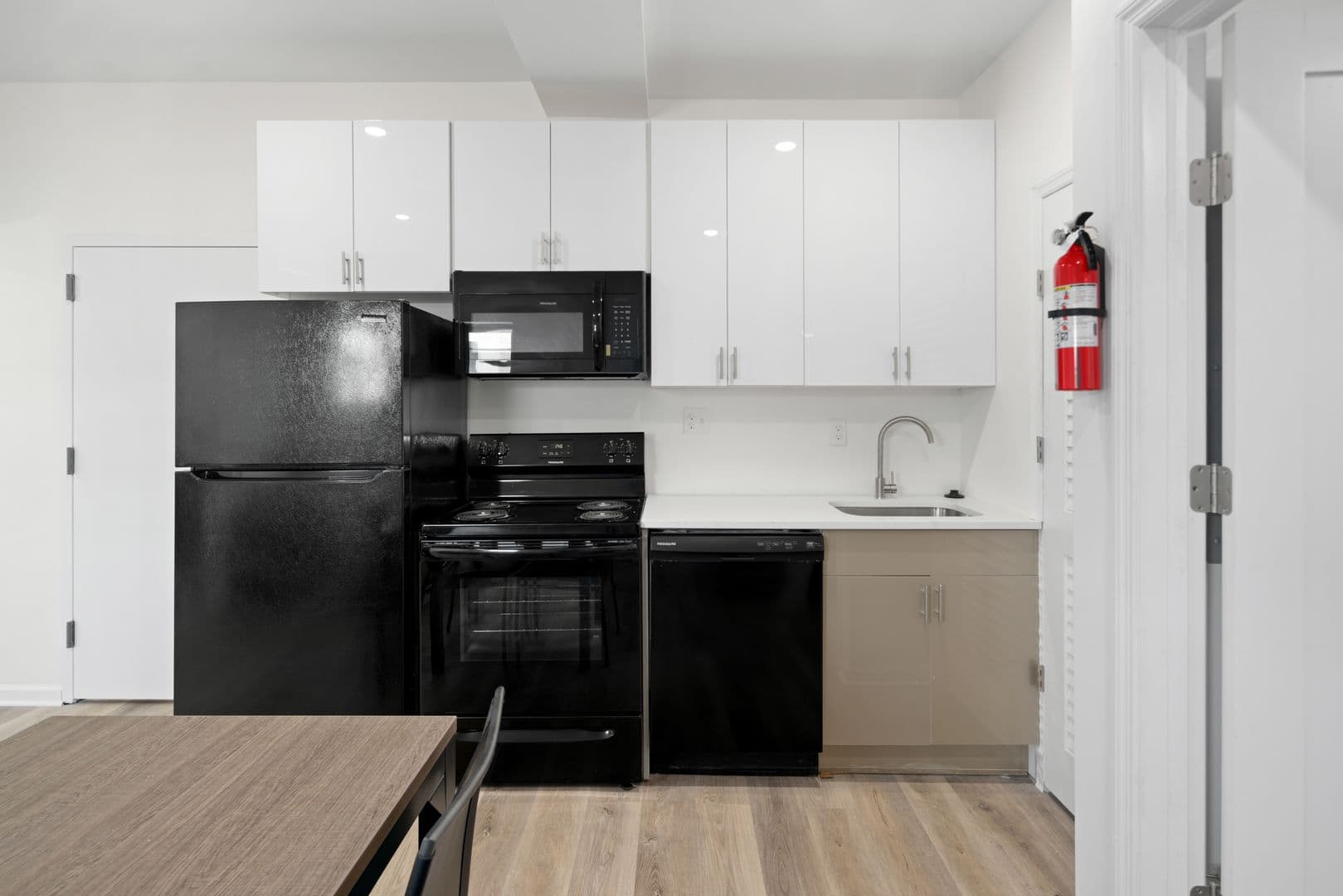 Philadelphia Apartment: 1532 N 16th St