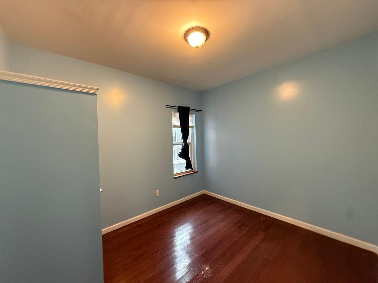Philadelphia Apartment: 1533 Cecil B Moore Ave