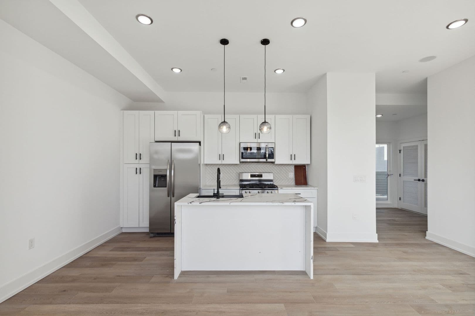 Philadelphia Apartment: 2449 N 2nd St