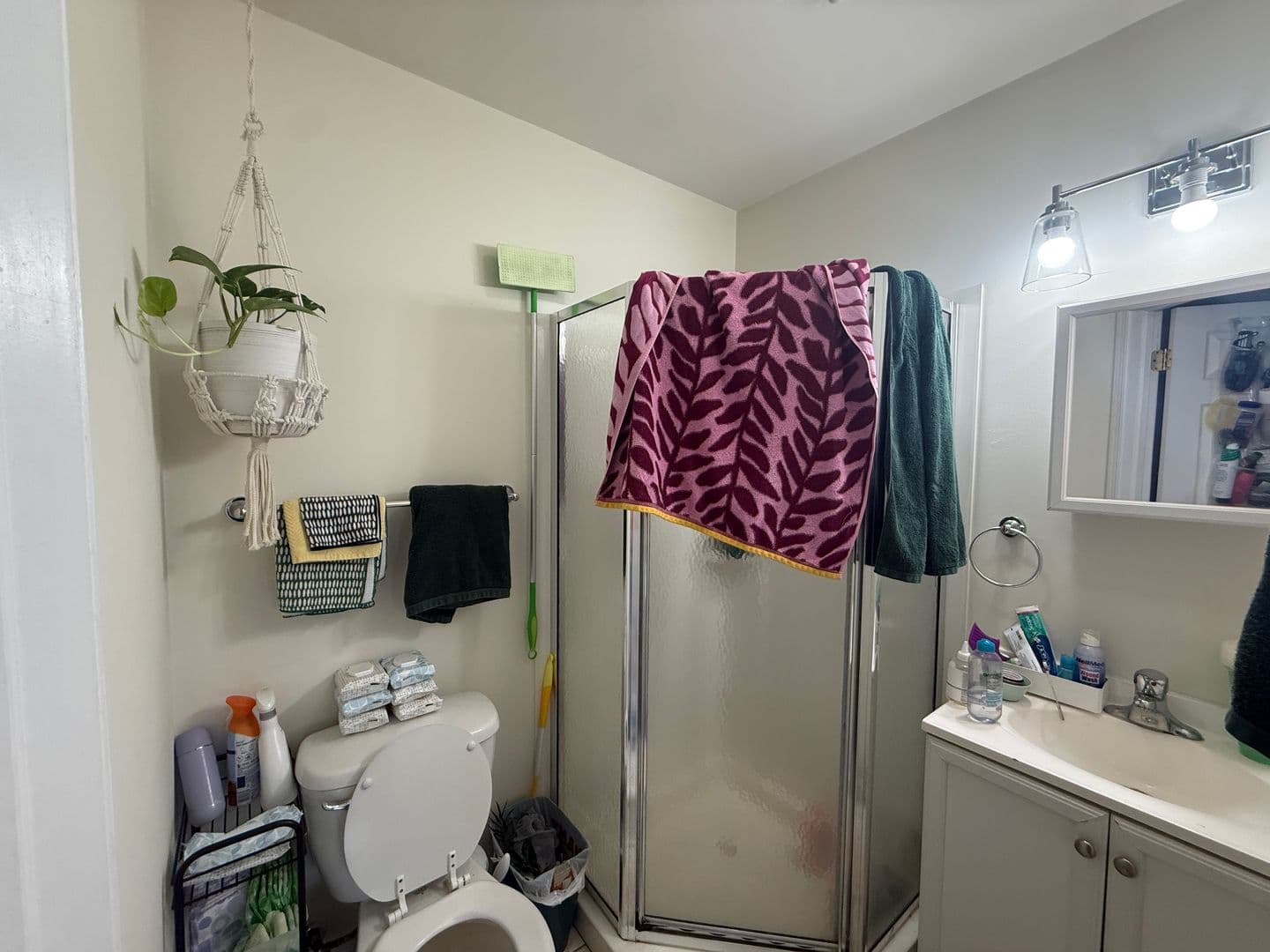 Philadelphia Apartment: 1836 Bouvier St