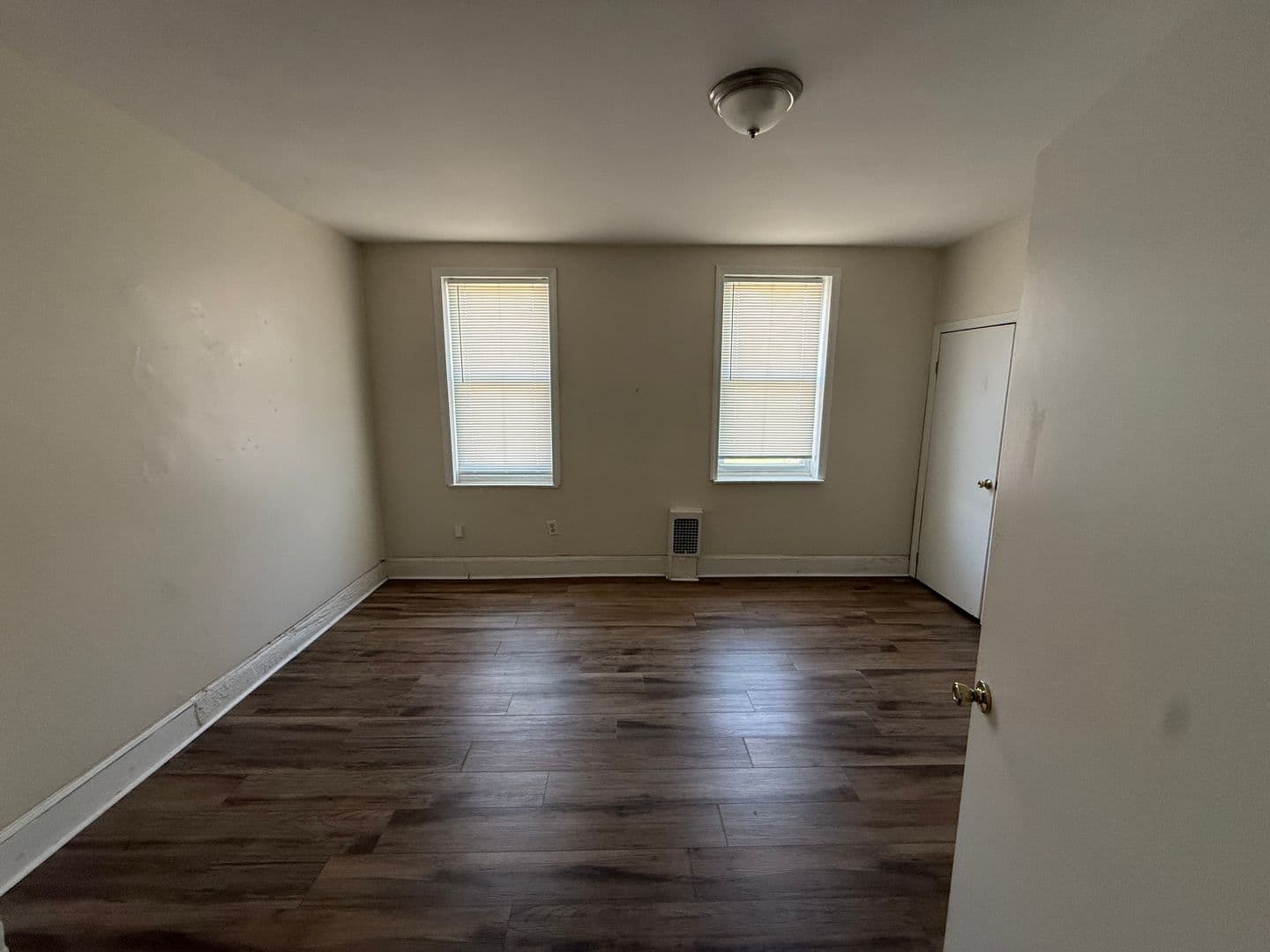 Philadelphia Apartment: 1318 N 25th St