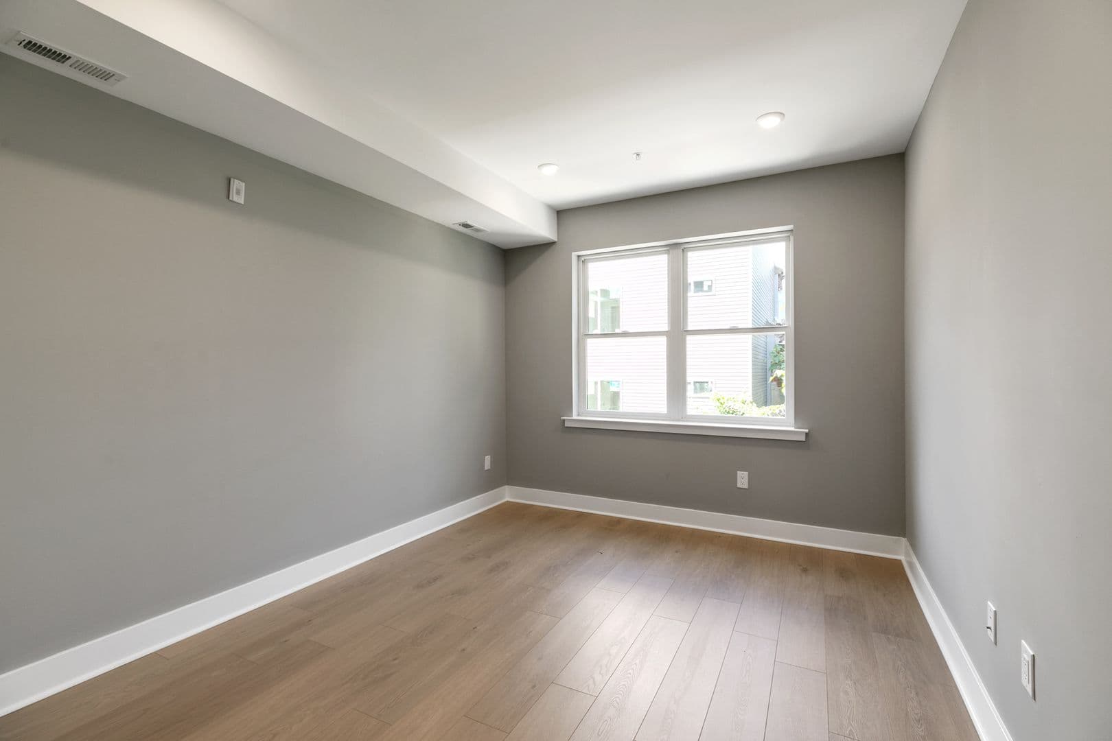 Philadelphia Apartment: 2415 Cecil B Moore Ave