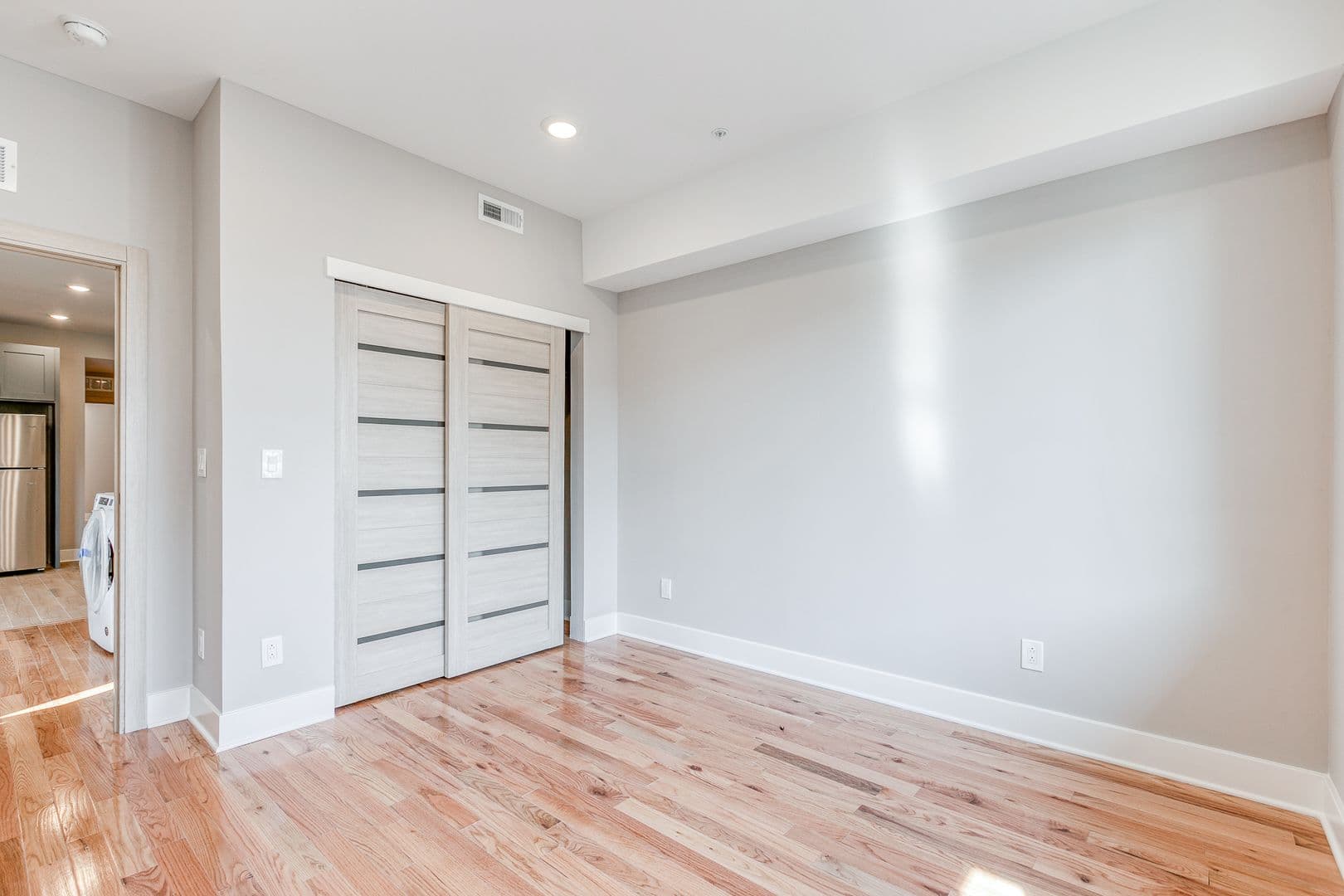 Philadelphia Apartment: 2808 Cecil B Moore