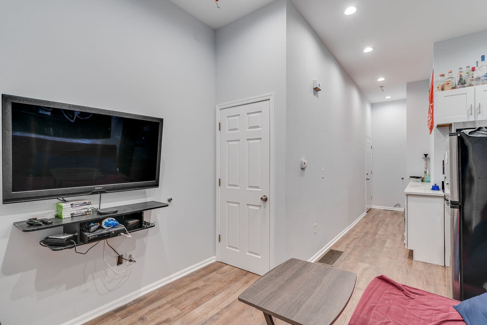 Philadelphia Apartment: 1727 Arlington St