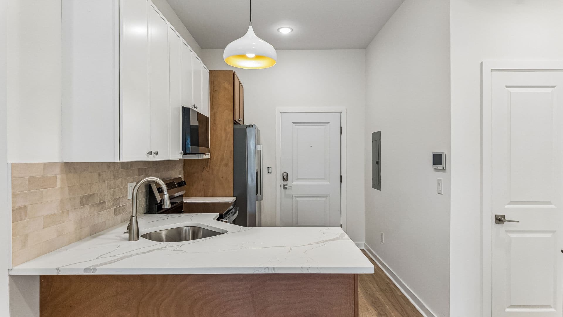 Philadelphia Apartment: 921 E Chelten Ave