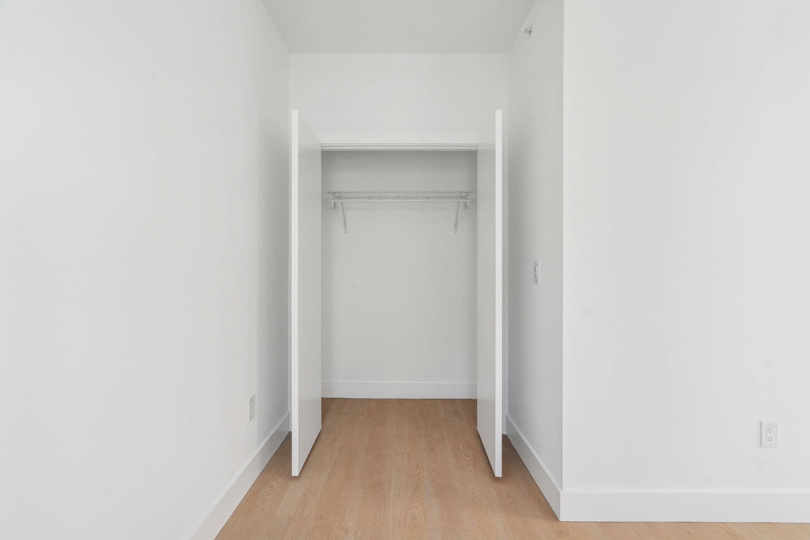 Philadelphia Apartment: 2400 W Montgomery Ave