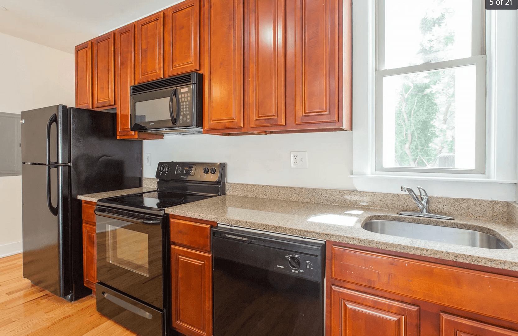 Philadelphia Apartment: 1706 Fontain St