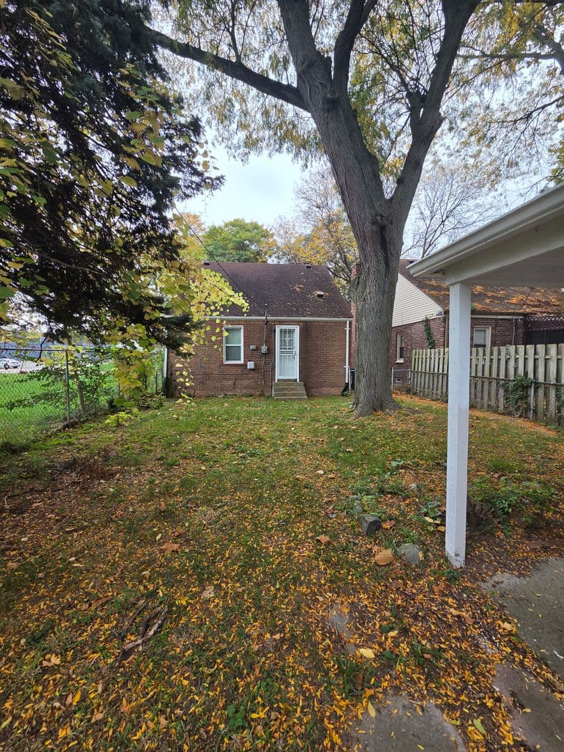 Detroit House: 11415 Bramell